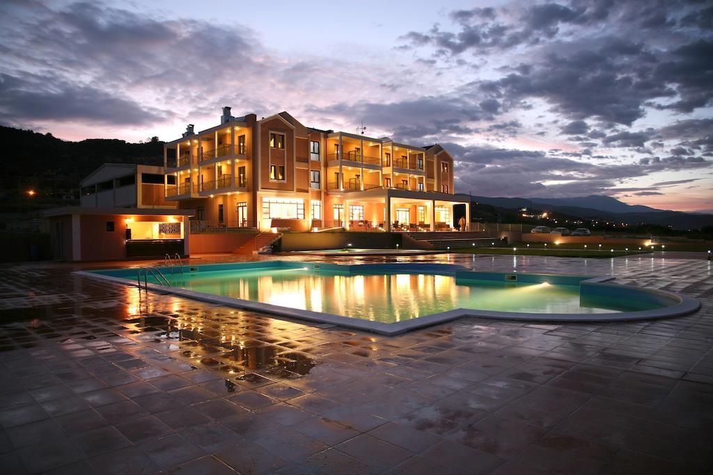 Veriopolis Hotel Veria  Bagian luar foto